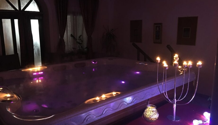 PAKET ZA ZALJUBLJENE – 5000 ZA 3 DANA